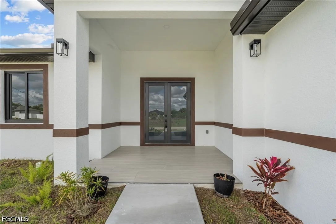 Photo of 8033 Oakleaf Circle