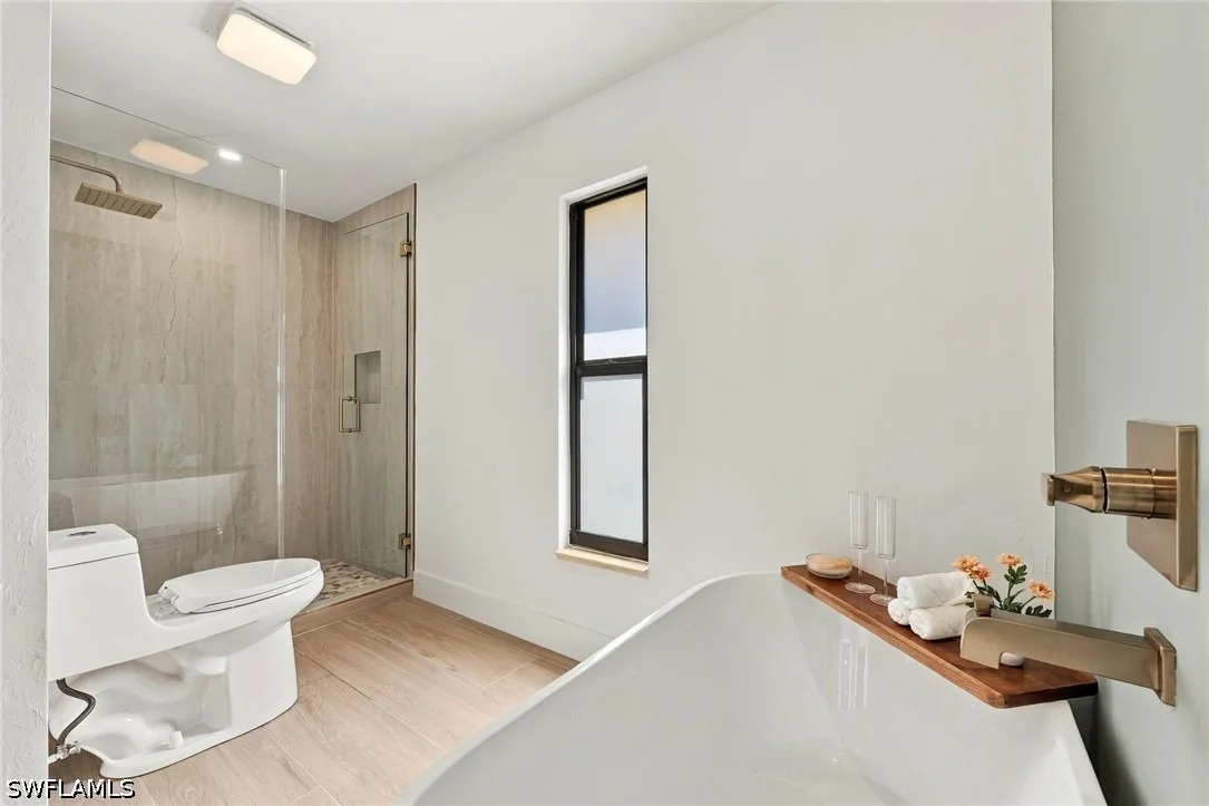 Photo of 2353 Abbey Court