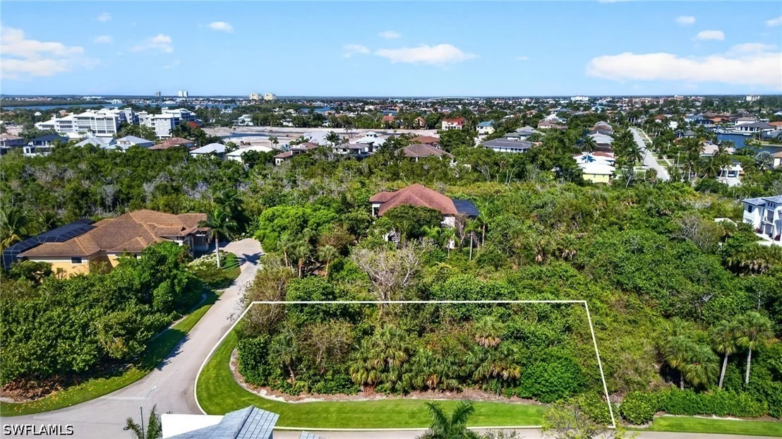 Photo of 707 Waterside Drive