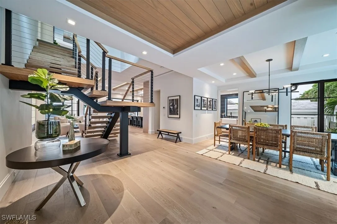 Photo of 349 2nd Avenue N