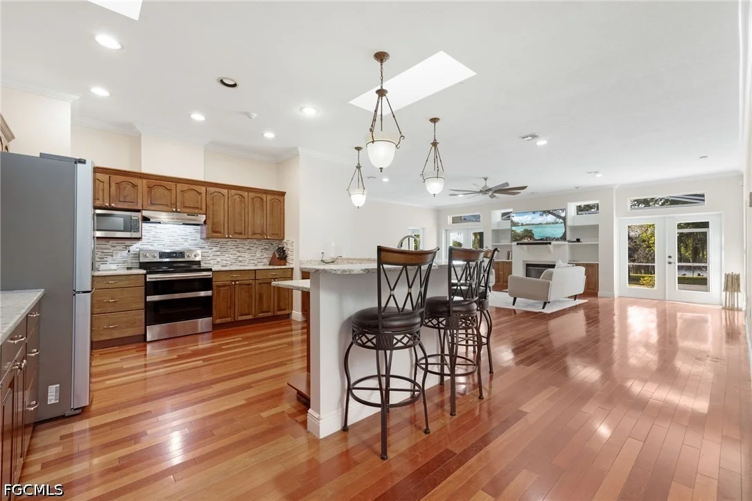 Photo of 1261 Riverbend Drive