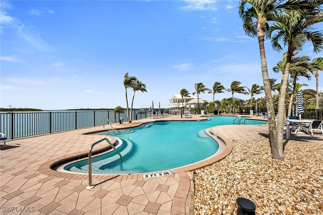 Photo of Unit 306 at 700 La Peninsula Boulevard