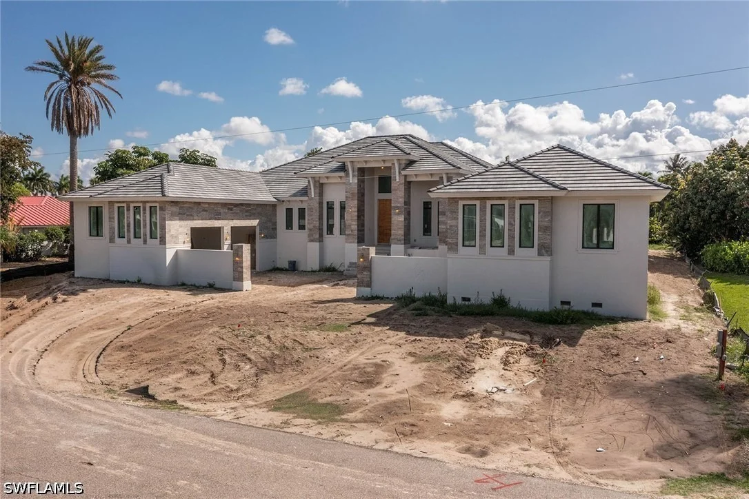 Photo of 841 Scott Drive