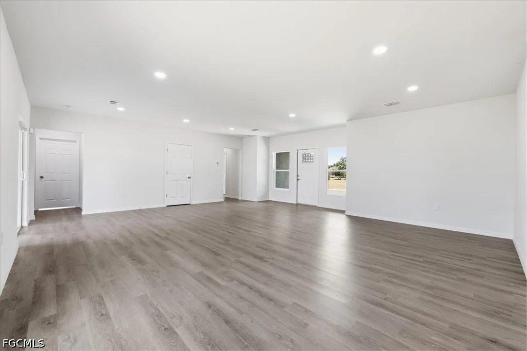 Photo of 1406 Ford Circle