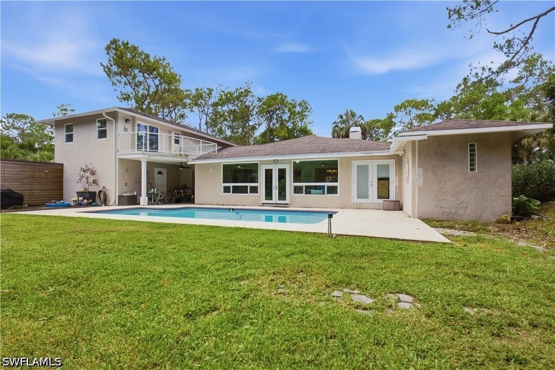 Photo of 150 Logan Boulevard N