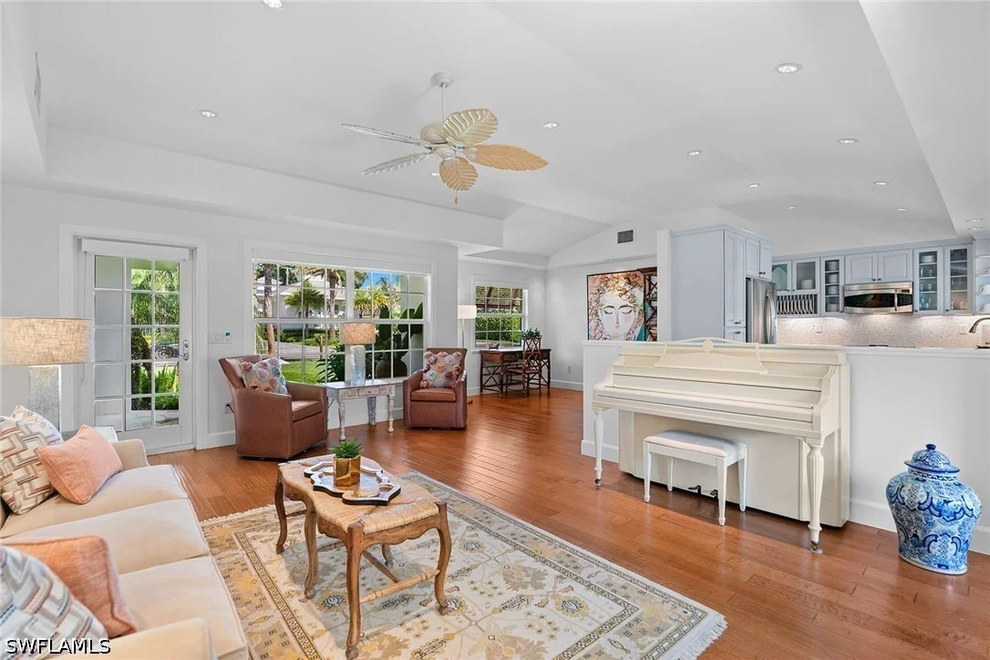 Photo of 444 3rd Street N