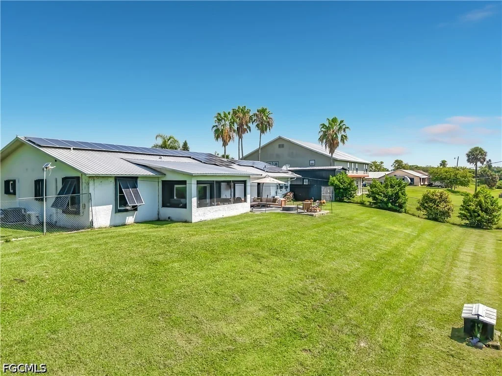 Photo of 2795 River Road