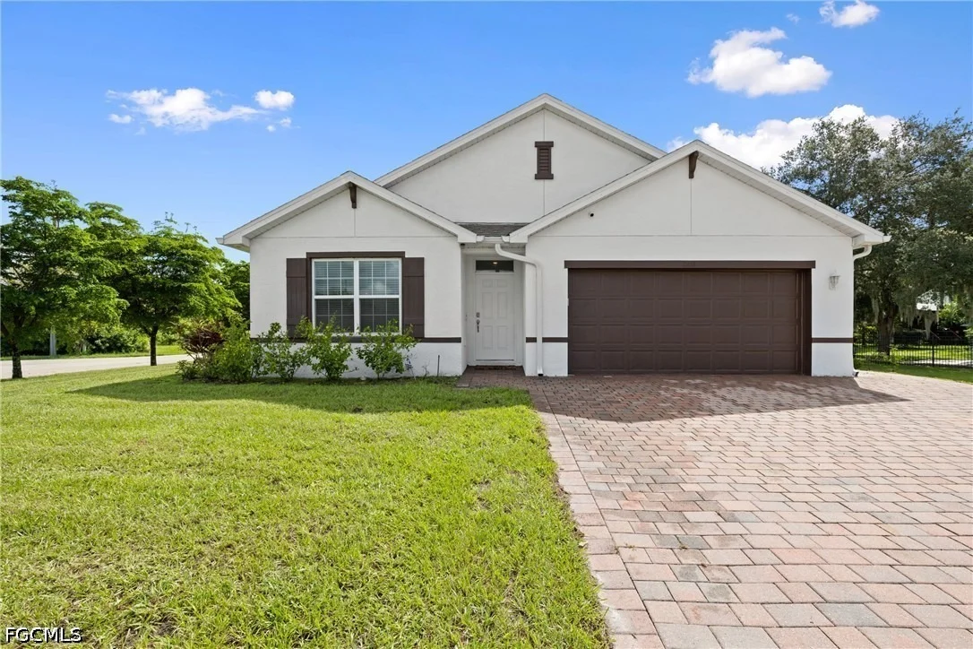 Photo of 2261 Webster Road