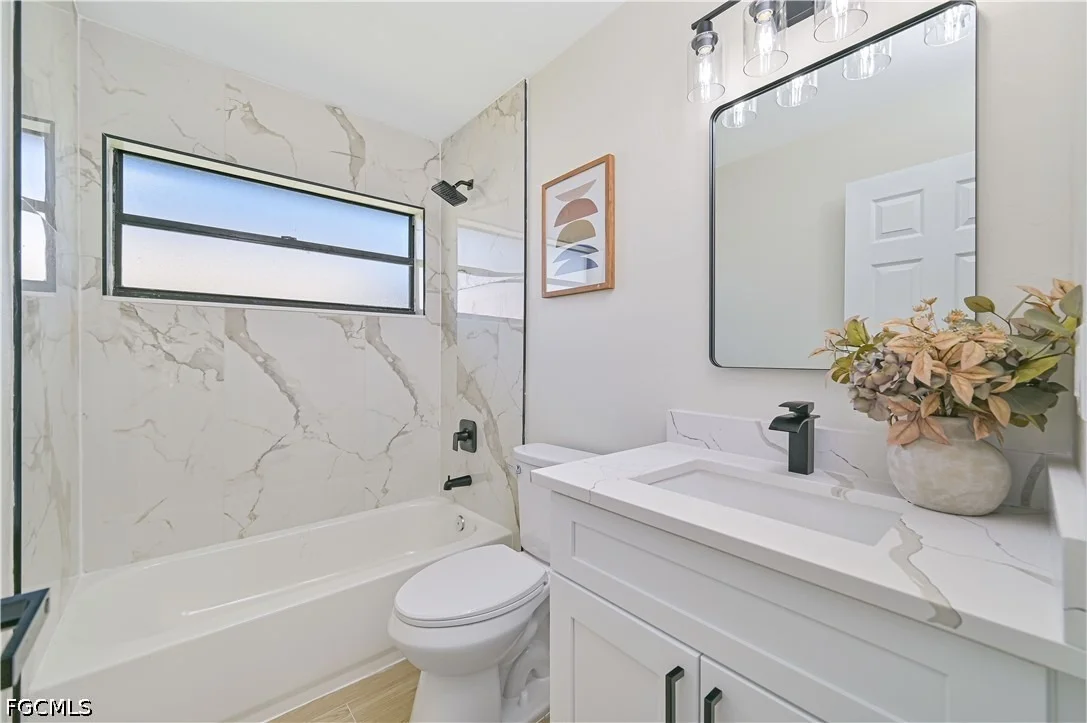 Photo of 3735 SE 3rd Place
