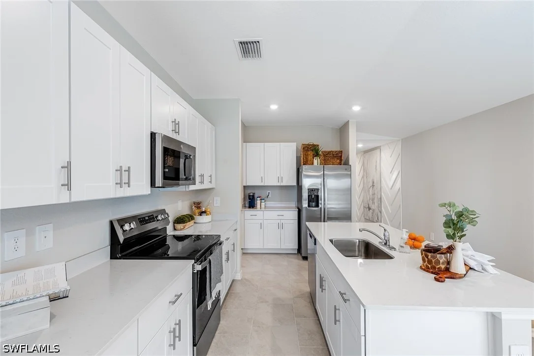 Photo of 11852 Featherstone Lane