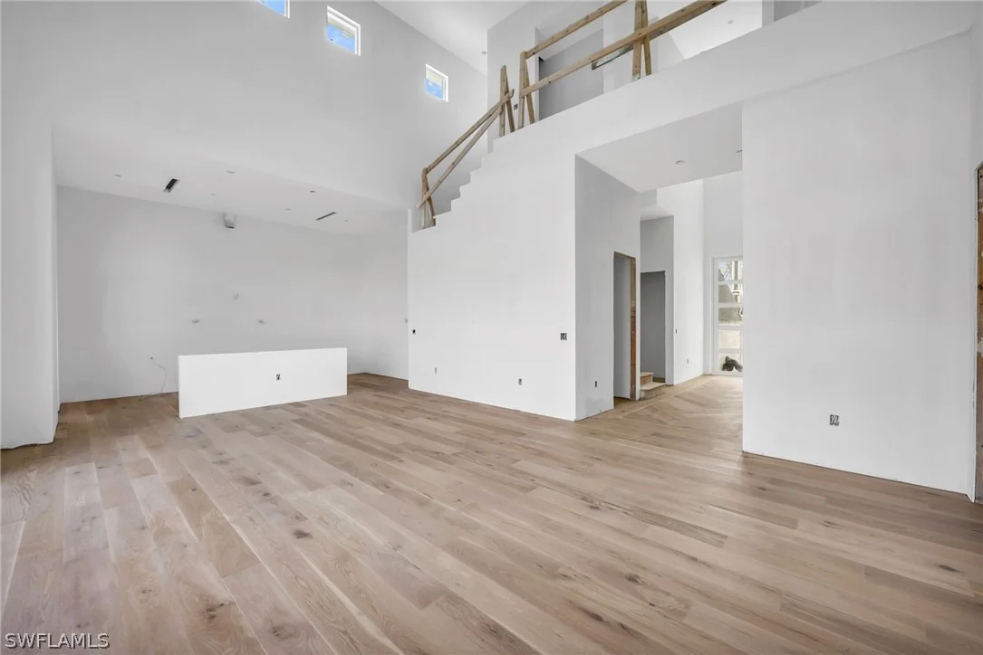 Photo of 2649 Riverview Drive