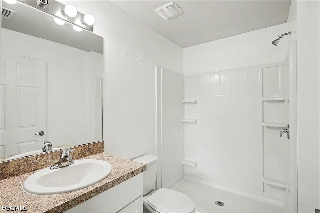 Photo of 5003 Pine Tree Lane