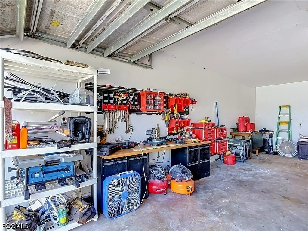 Photo of 2795 River Road