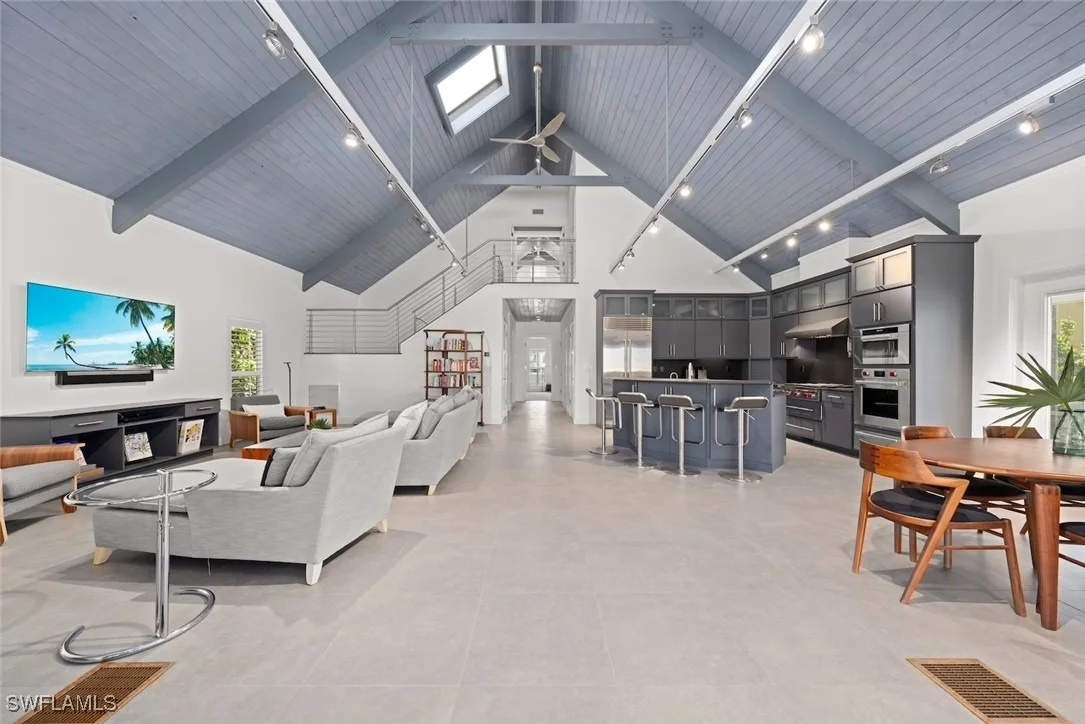Photo of 16886 Captiva Drive