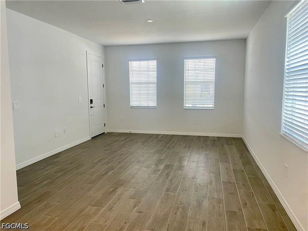 Photo of 15021 Anchorage Road