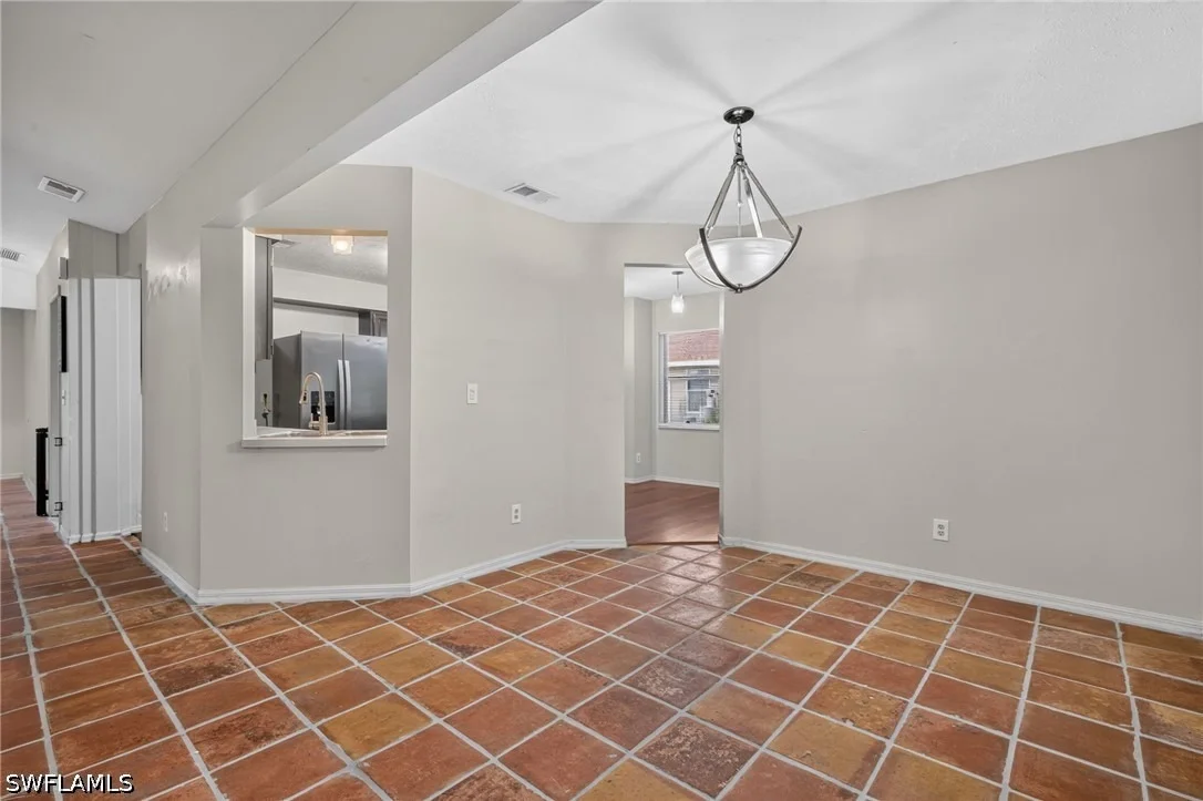 Photo of 17565 Lee Road