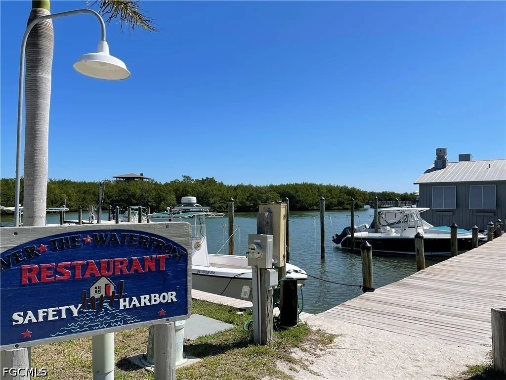 Photo of 4486 Hammock Court