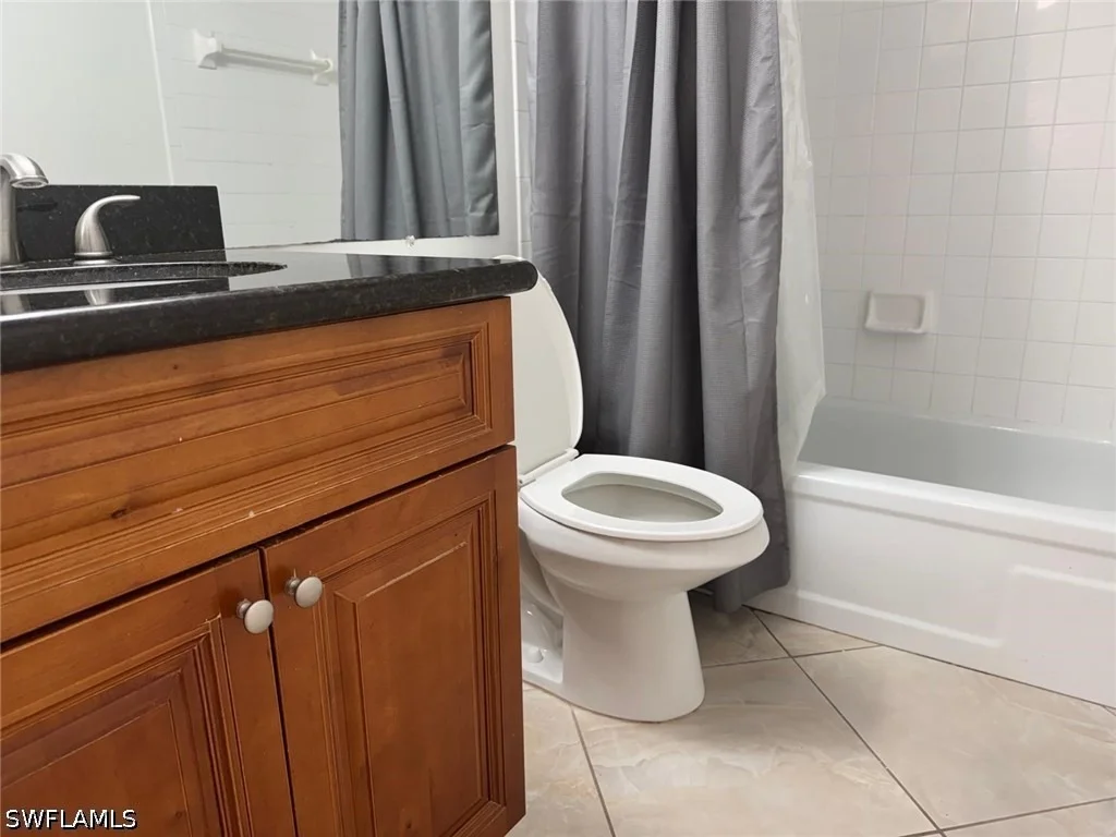 Photo of Unit 21 at 4900 Biscayne Drive