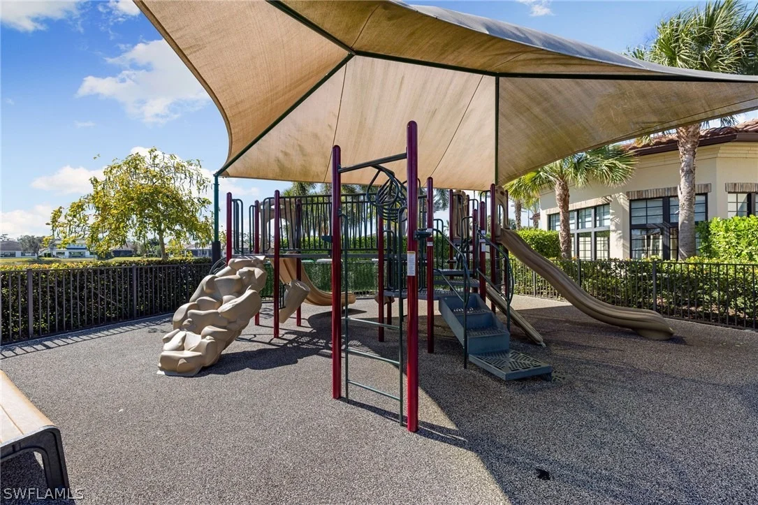 Photo of 9258 Shadow Oak Lane