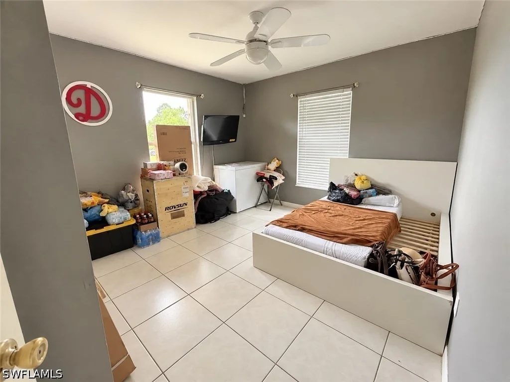 Photo of 4775 Everglades Boulevard N
