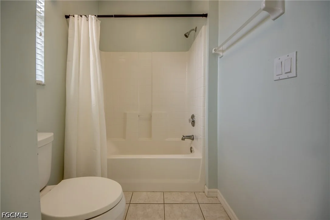 Photo of 8904 Baytowne Loop