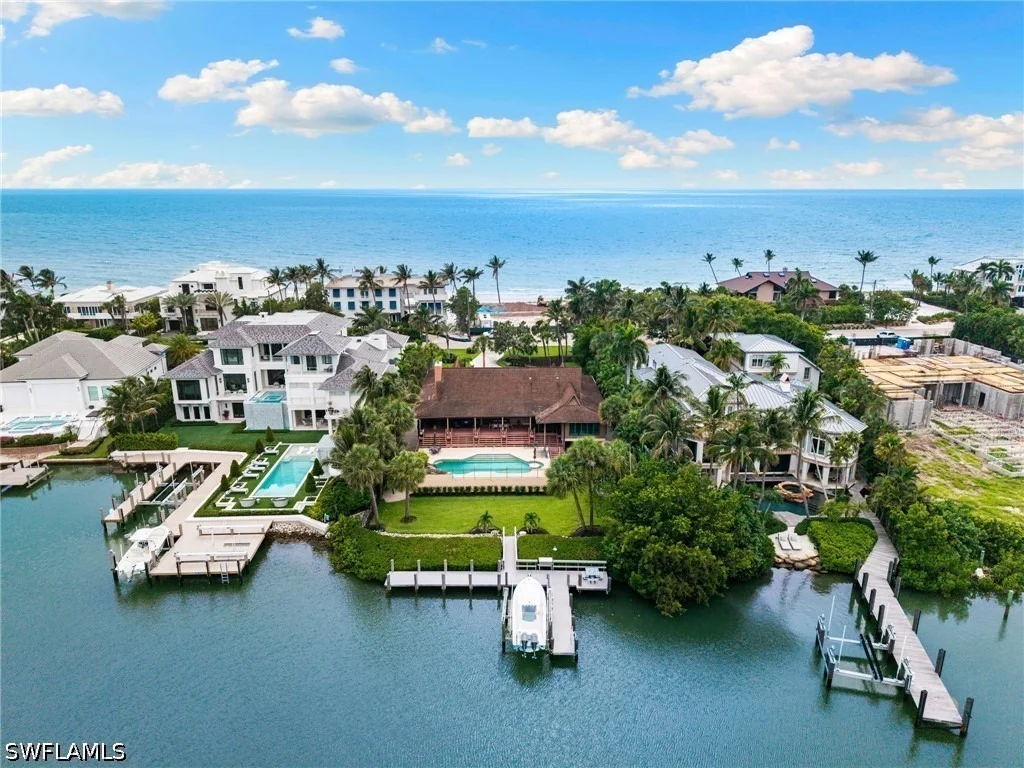 Photo of 3695 Gordon Drive