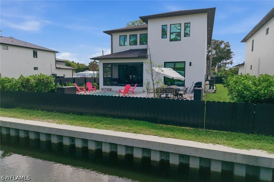 Photo of 3384 Canal Street