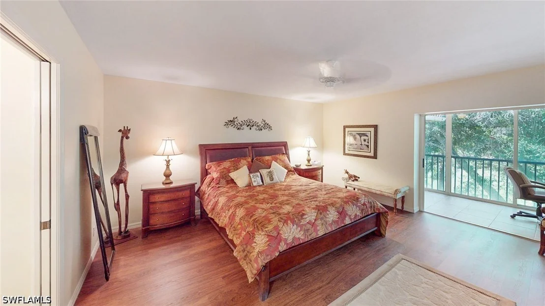 Photo of Unit 303 at 776 Eagle Creek Drive