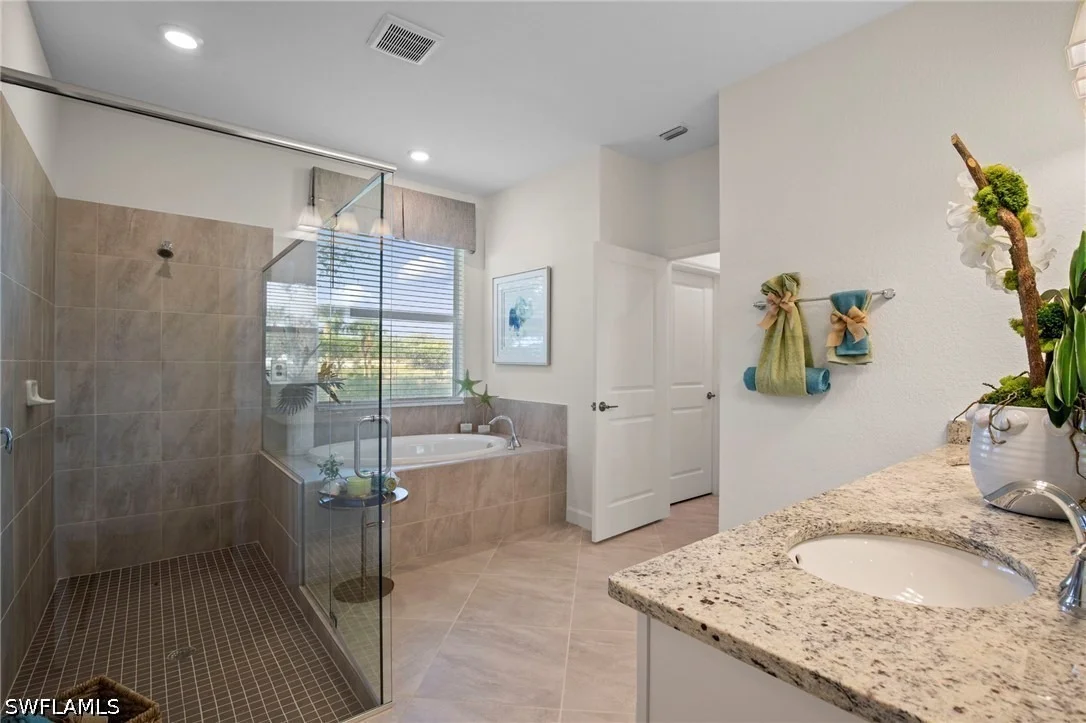 Photo of 3103 E Windsor Drive