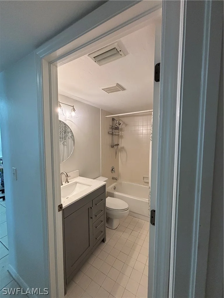 Photo of Unit 101 at 2103 Tama Circle