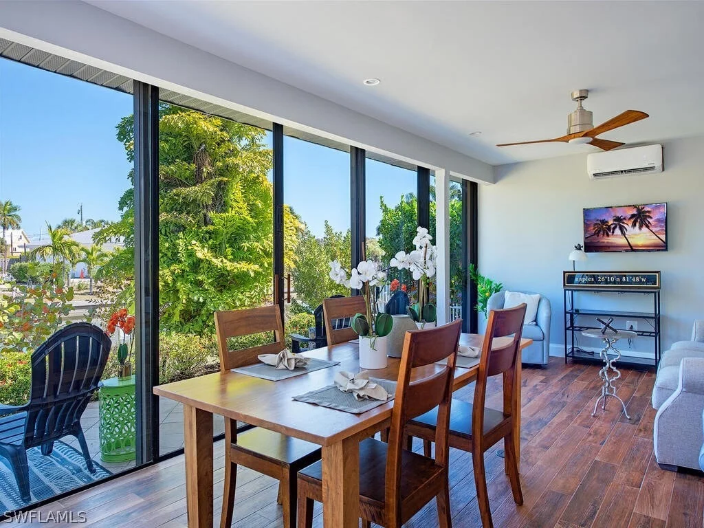 Photo of 3165 Lakeview Drive