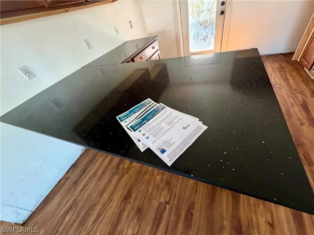 Photo of 2632 Weeks Avenue