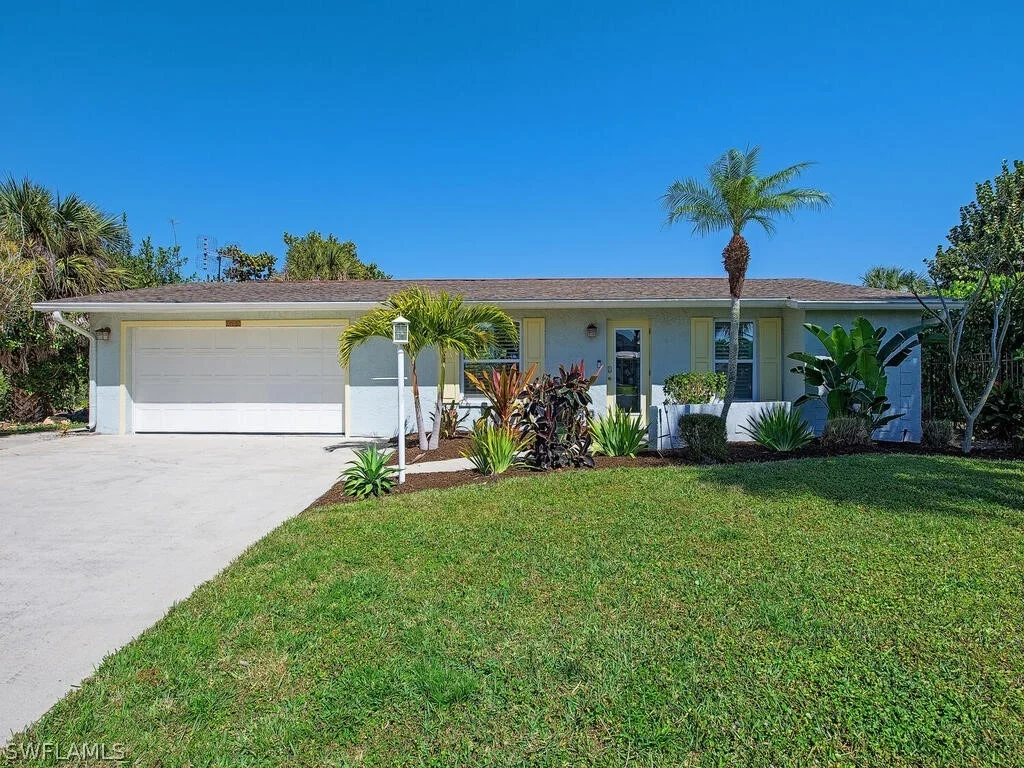 Photo of 3165 Lakeview Drive