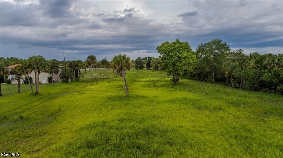Photo of 5220 Fort Denaud Road