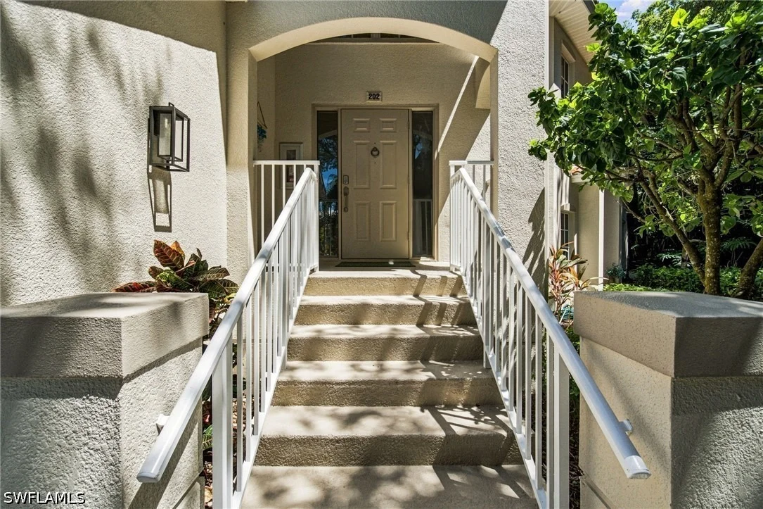 Photo of Unit 202 at 901 Egrets Run