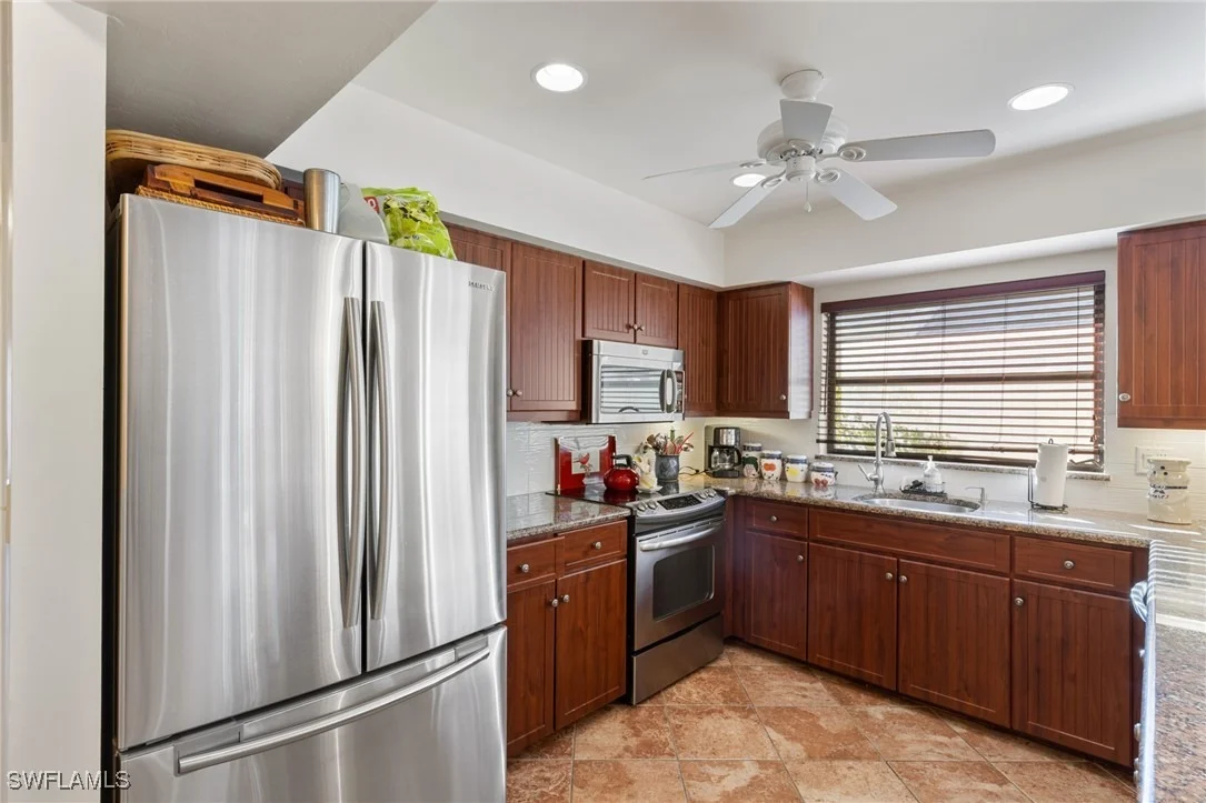 Photo of 595 103rd Avenue N