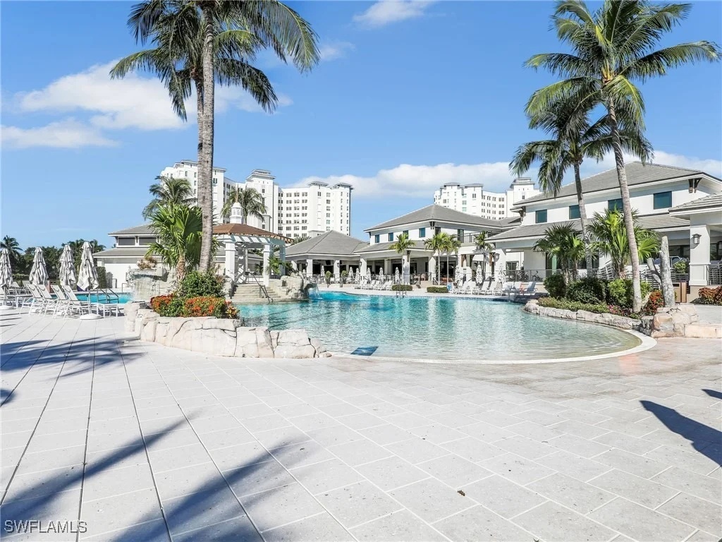 Photo of Unit 403 at 325 Dunes Boulevard