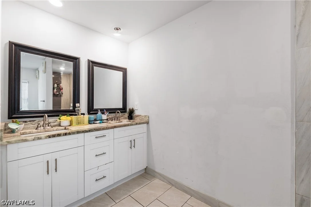 Photo of 2618 Helen Circle
