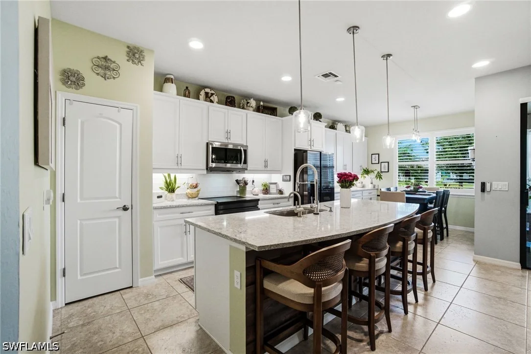 Photo of 4392 Owens Way