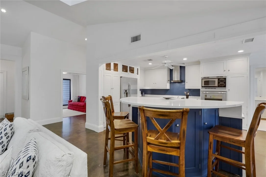 Photo of 2293 Royal Lane