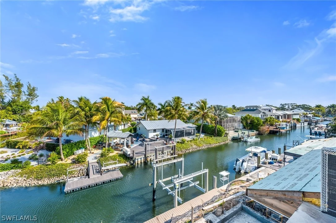 Photo of 2649 Riverview Drive