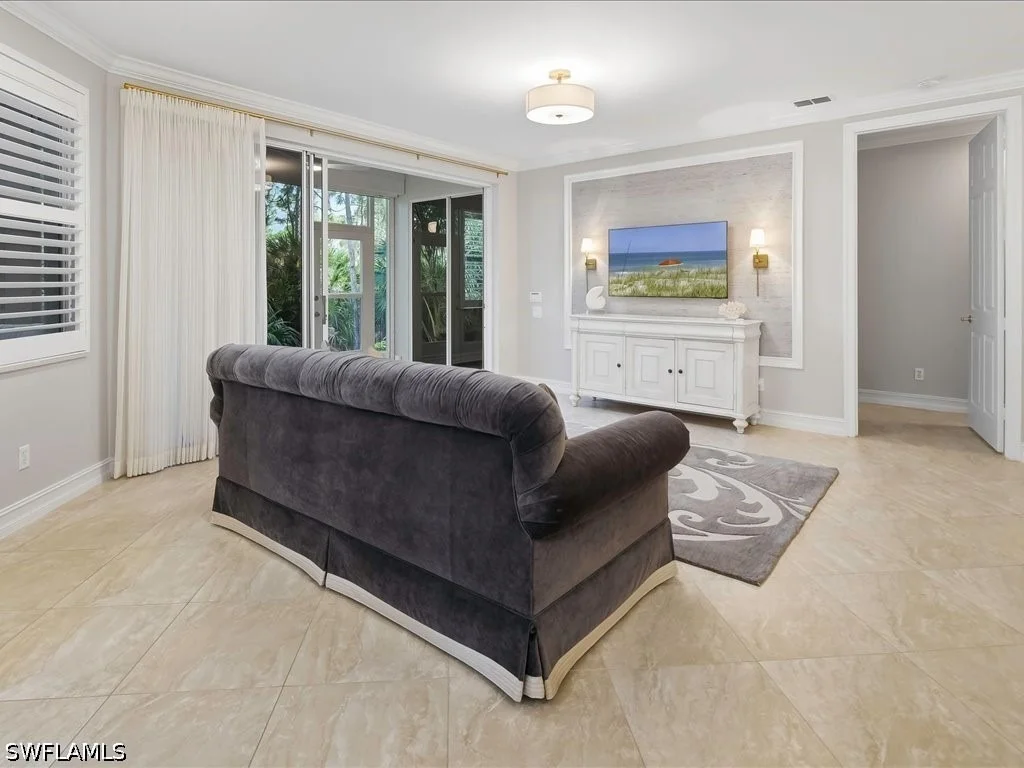Photo of Unit 101 at 905 Carrick Bend Circle