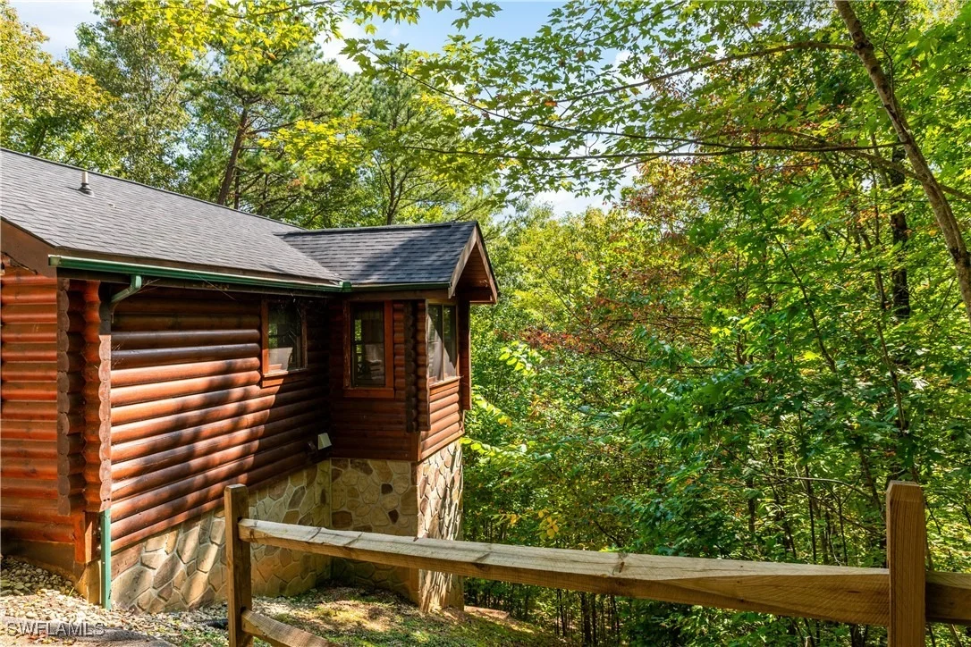 Photo of 4062 Chamberlain Lane