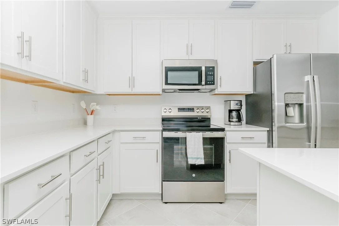 Photo of Unit 3828 at 5527 DOUBLE EAGLE Circle