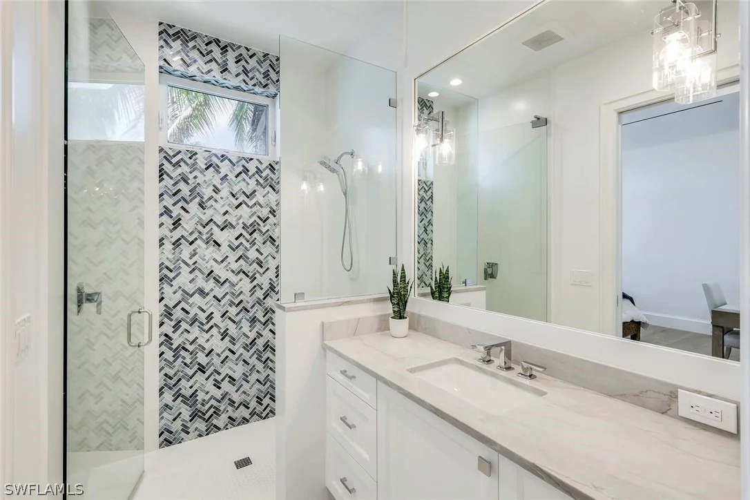 Photo of 730 Harbour Drive