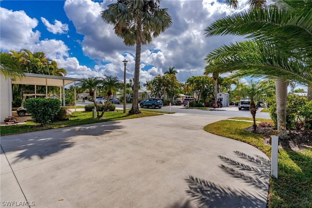 Photo of 1076 Diamond Lake Circle