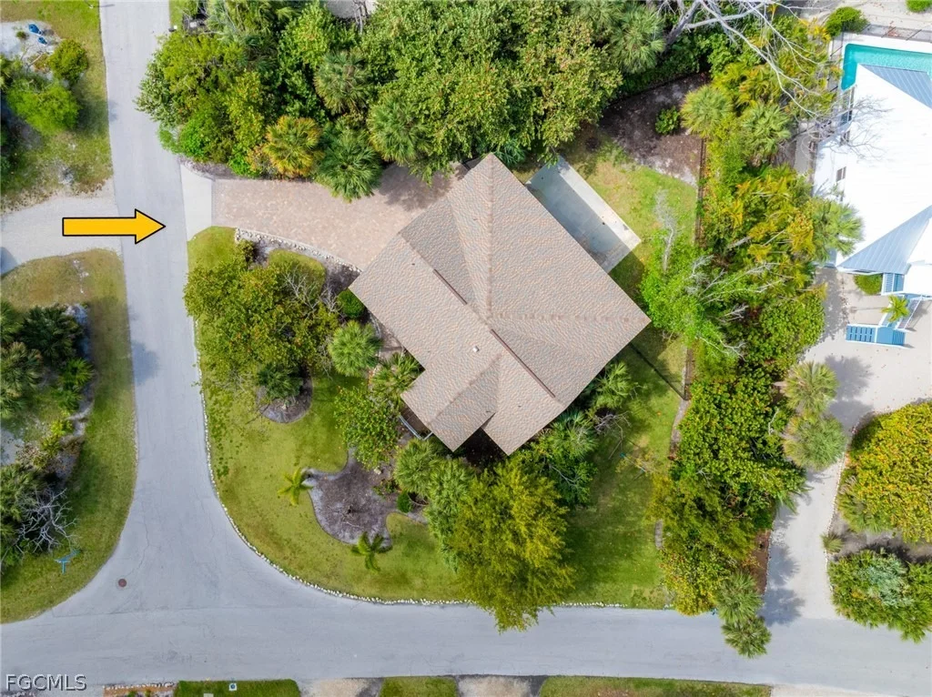 Photo of 1813 Long Point Lane