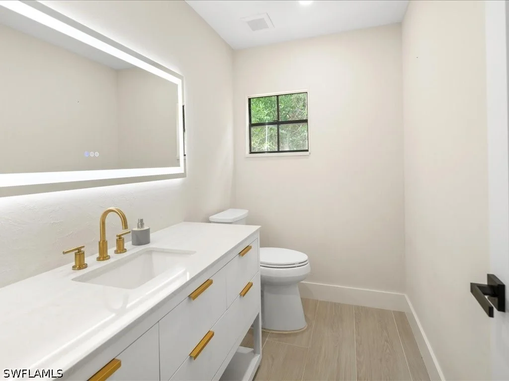 Photo of 6800 Bottlebrush Lane