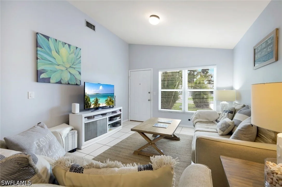 Photo of 779 98th Avenue N