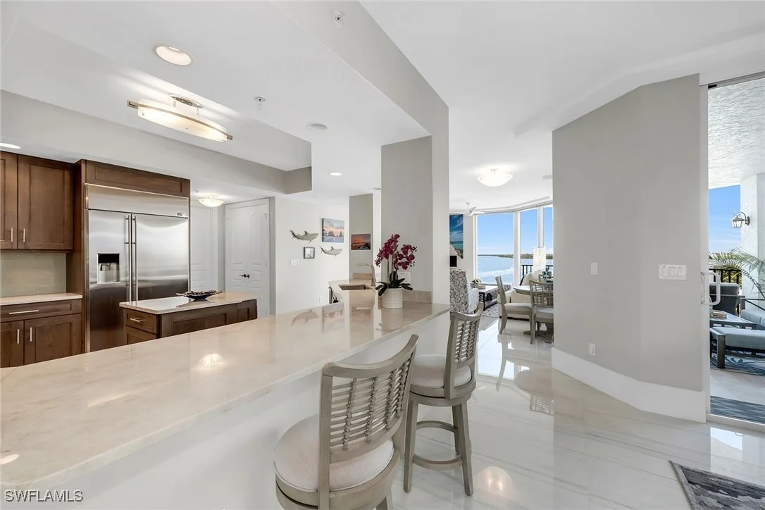 Photo of Unit 306 at 700 La Peninsula Boulevard
